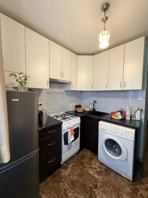 2-room apartment near the city lake for sale