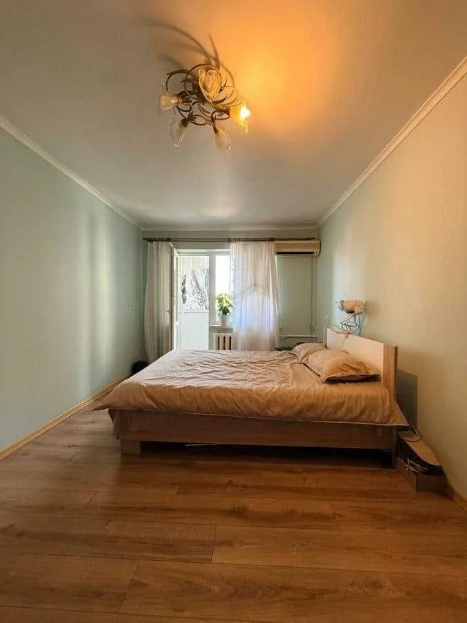 2-room apartment near the city lake for sale