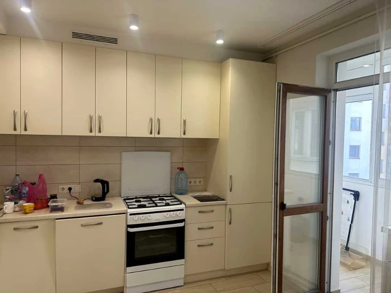 Apartment. Ivano-Frankivsk, Olgy Kisylevskoy st.