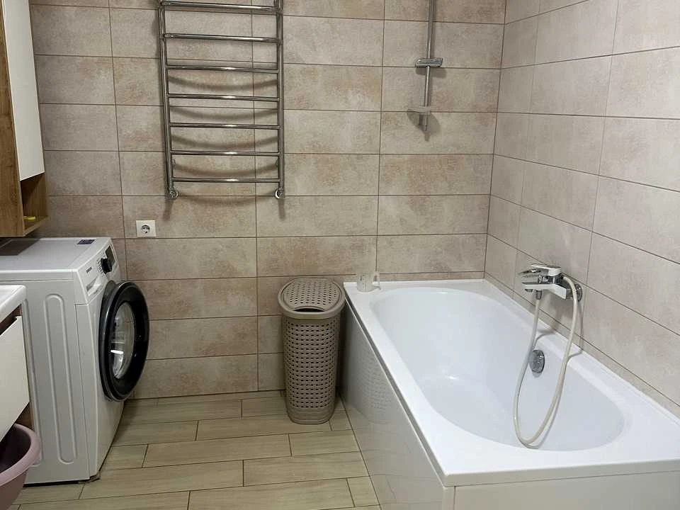 Apartment. Ivano-Frankivsk, Olgy Kisylevskoy st.