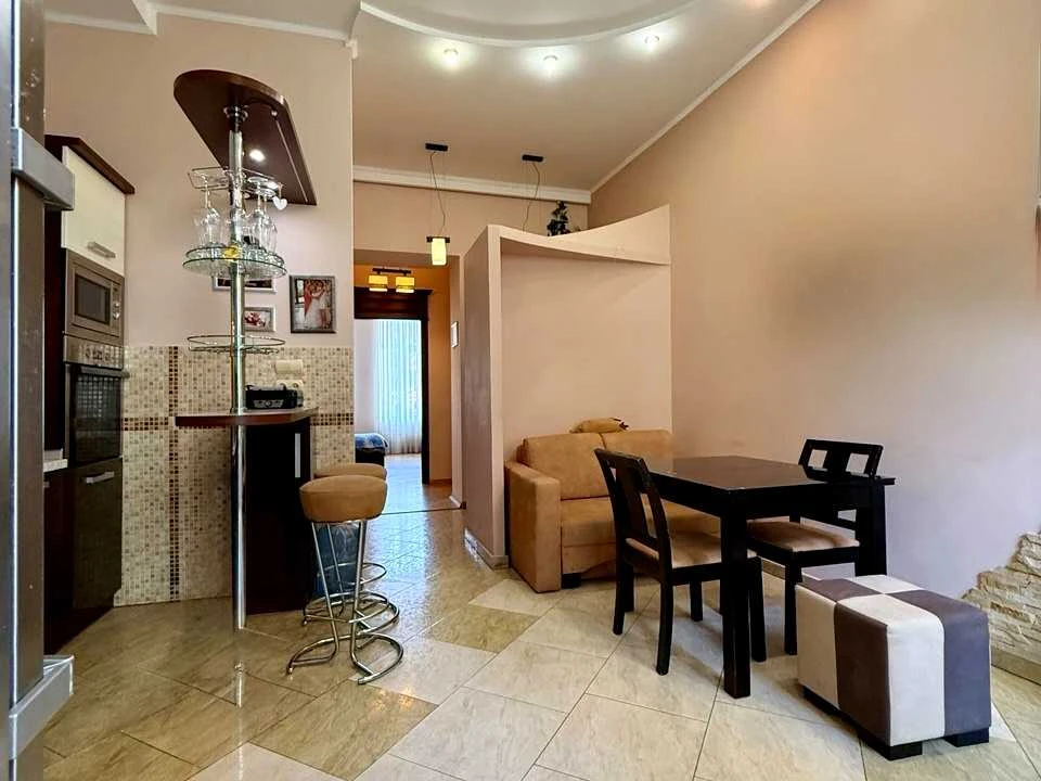 Apartment. Ivan Franko Street, Львів