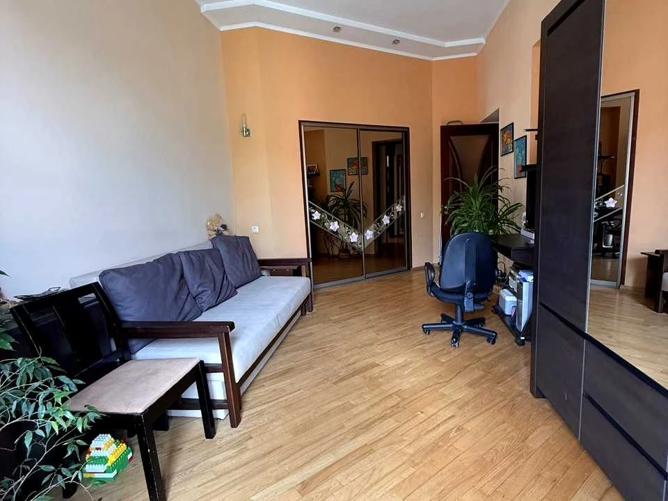 Apartment. Ivan Franko Street, Львів