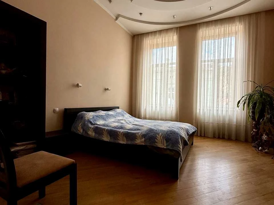 Apartment. Ivan Franko Street, Львів