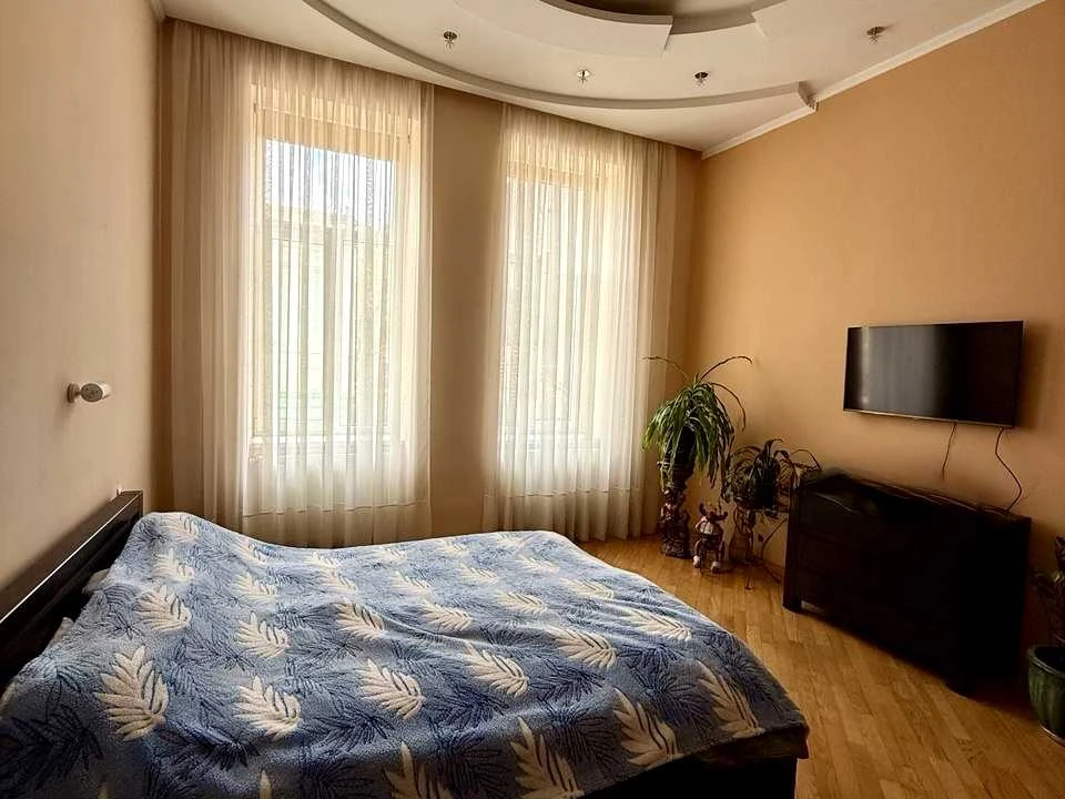 Apartment. Ivan Franko Street, Львів