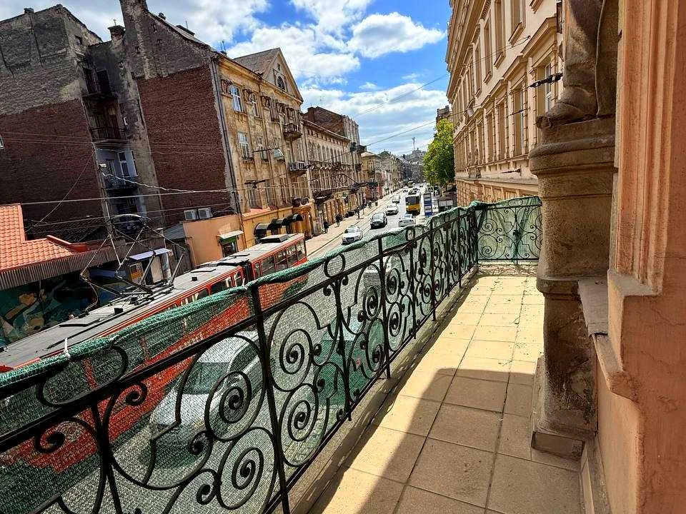 Apartment. Ivan Franko Street, Львів