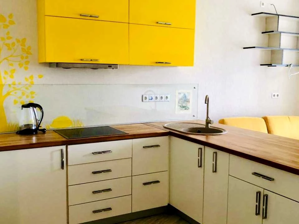 Apartment. Zarechna st.