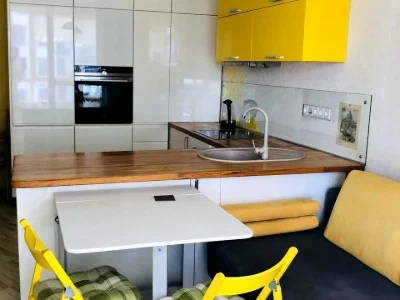 Apartment. Zarechna st.