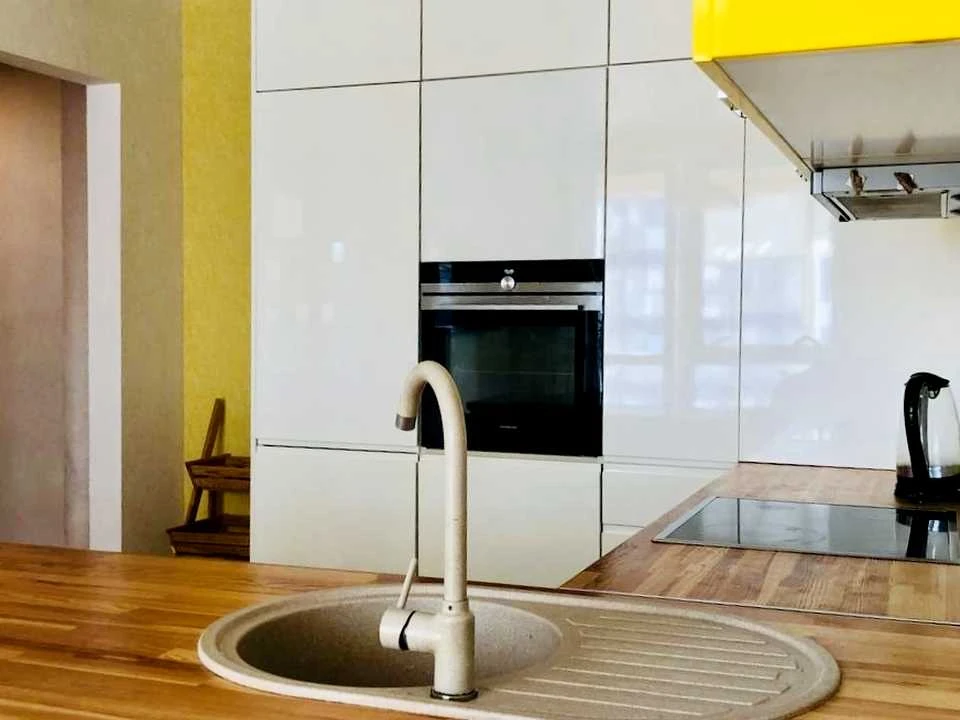 Apartment. Zarechna st.