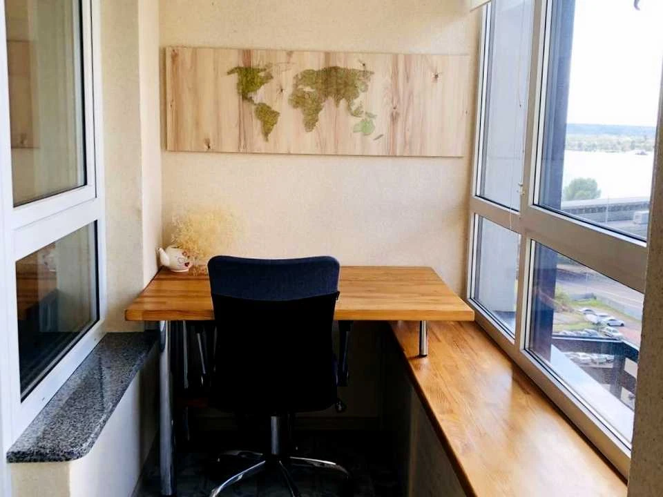 Apartment. Zarechna st.