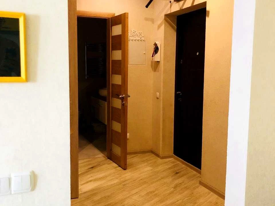 Apartment. Zarechna st.