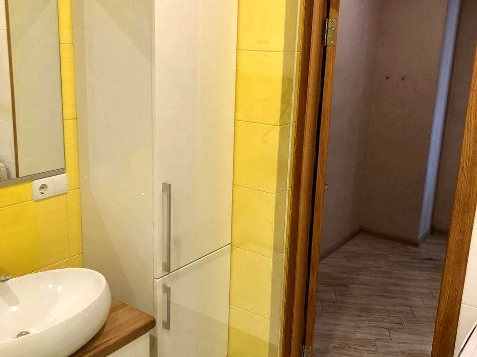Apartment. Zarechna st.