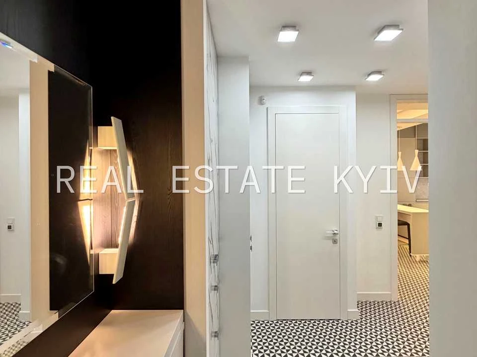 Квартира. Київ, Василя Тютюнника вул.