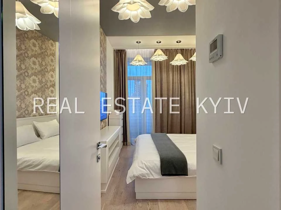 Квартира. Київ, Василя Тютюнника вул.