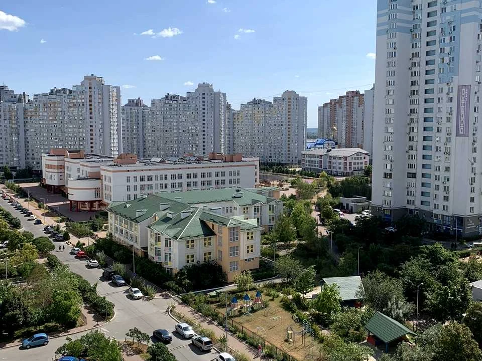 Квартира. Київ, проспект Миколи Бажана