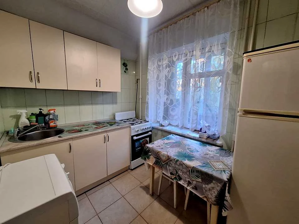 Квартира. Київ, Русанівська набережна вул.