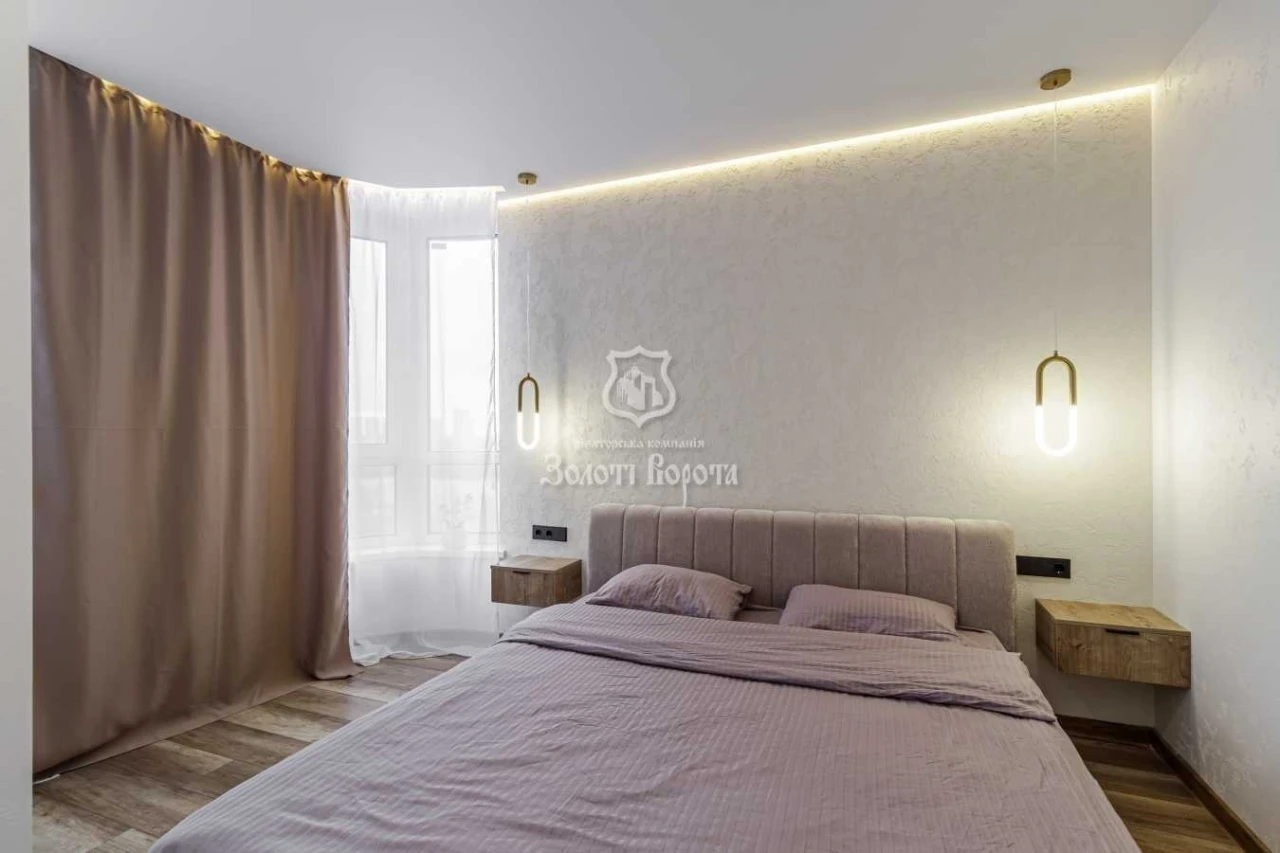 1-room apartment for sale 36.66 m², Dniprovska embankment, 17k