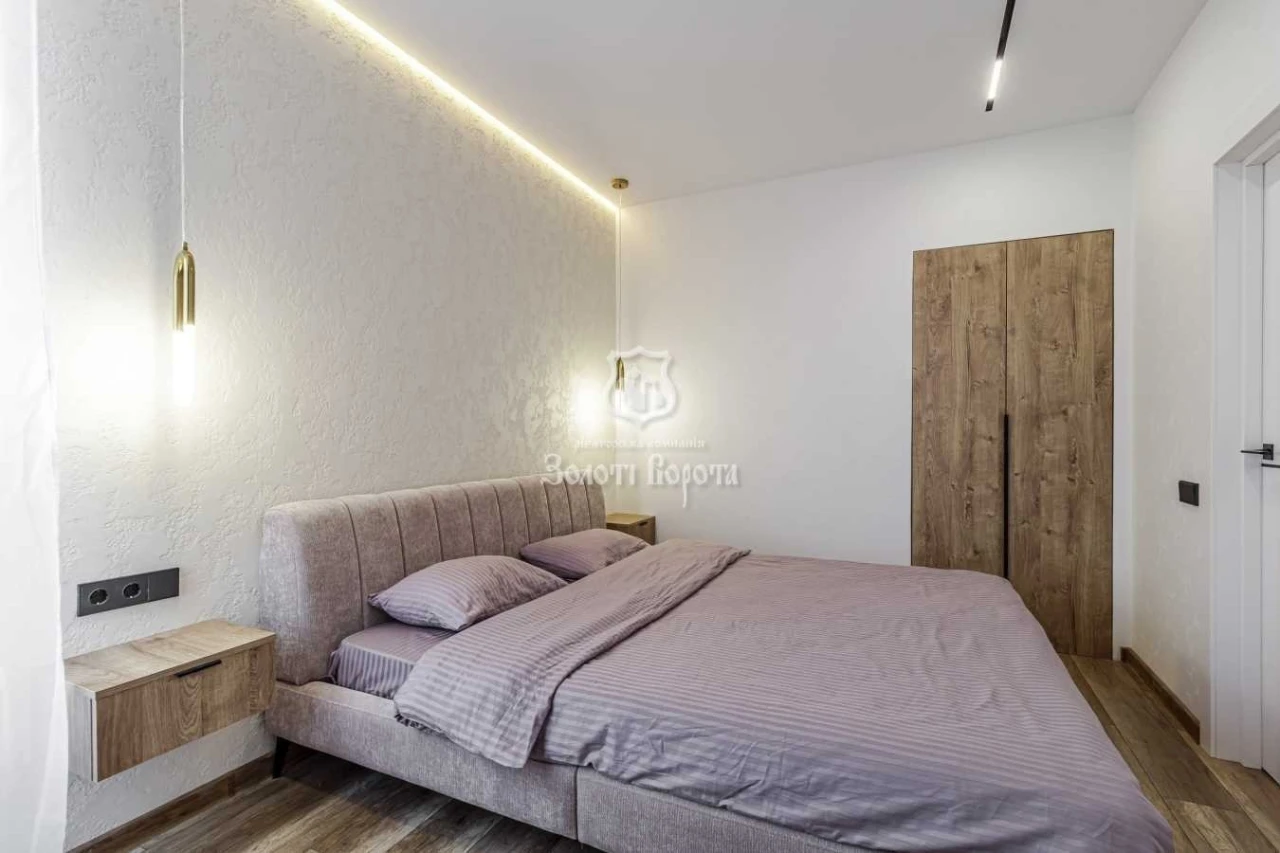 1-room apartment for sale 36.66 m², Dniprovska embankment, 17k