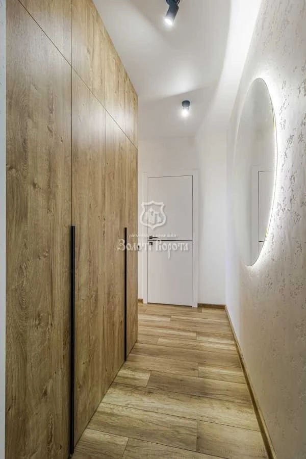 1-room apartment for sale 36.66 m², Dniprovska embankment, 17k