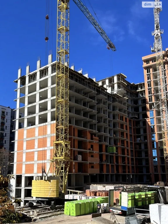 Apartment for Sale: Center