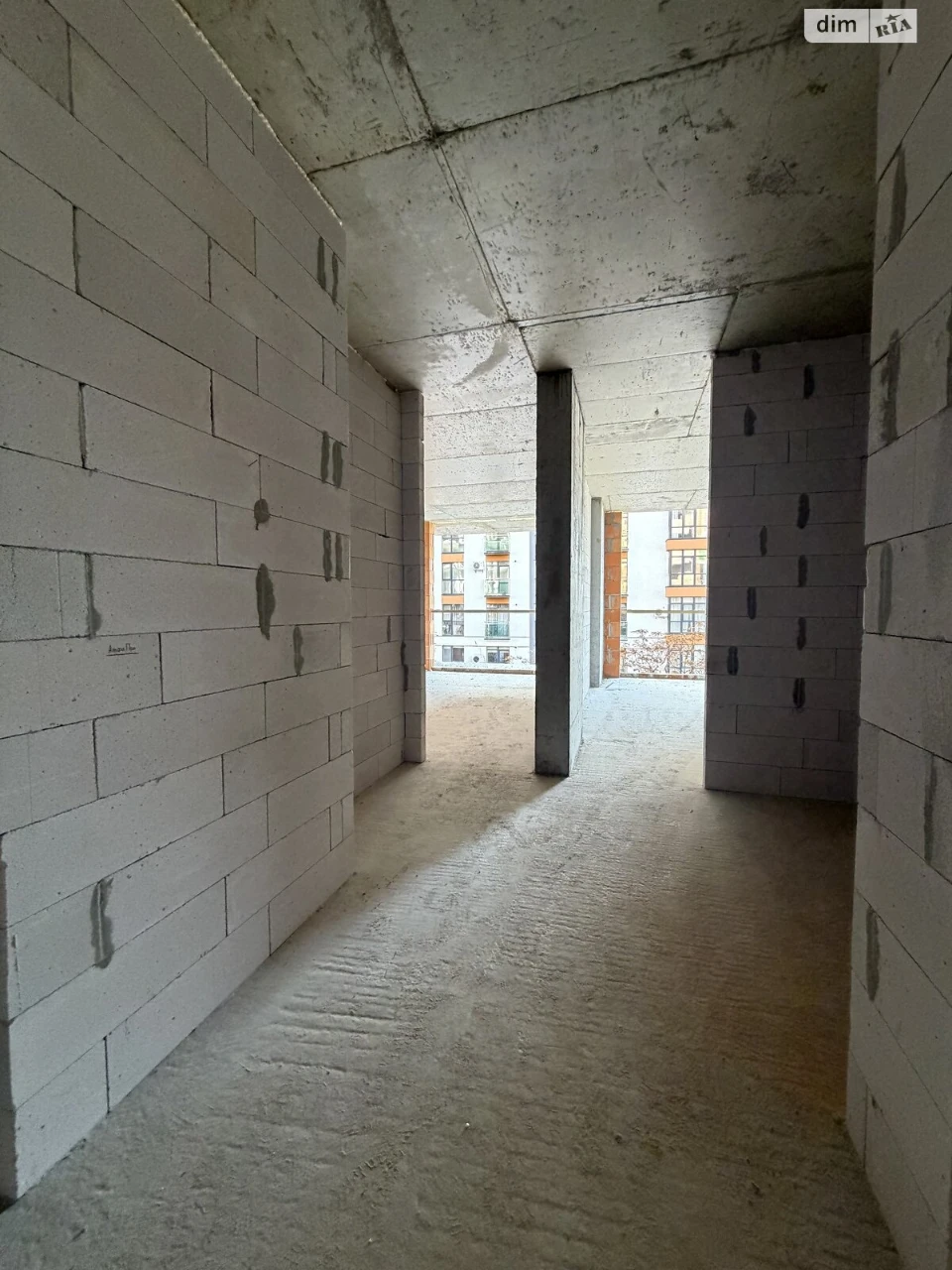 Apartment for Sale: Center
