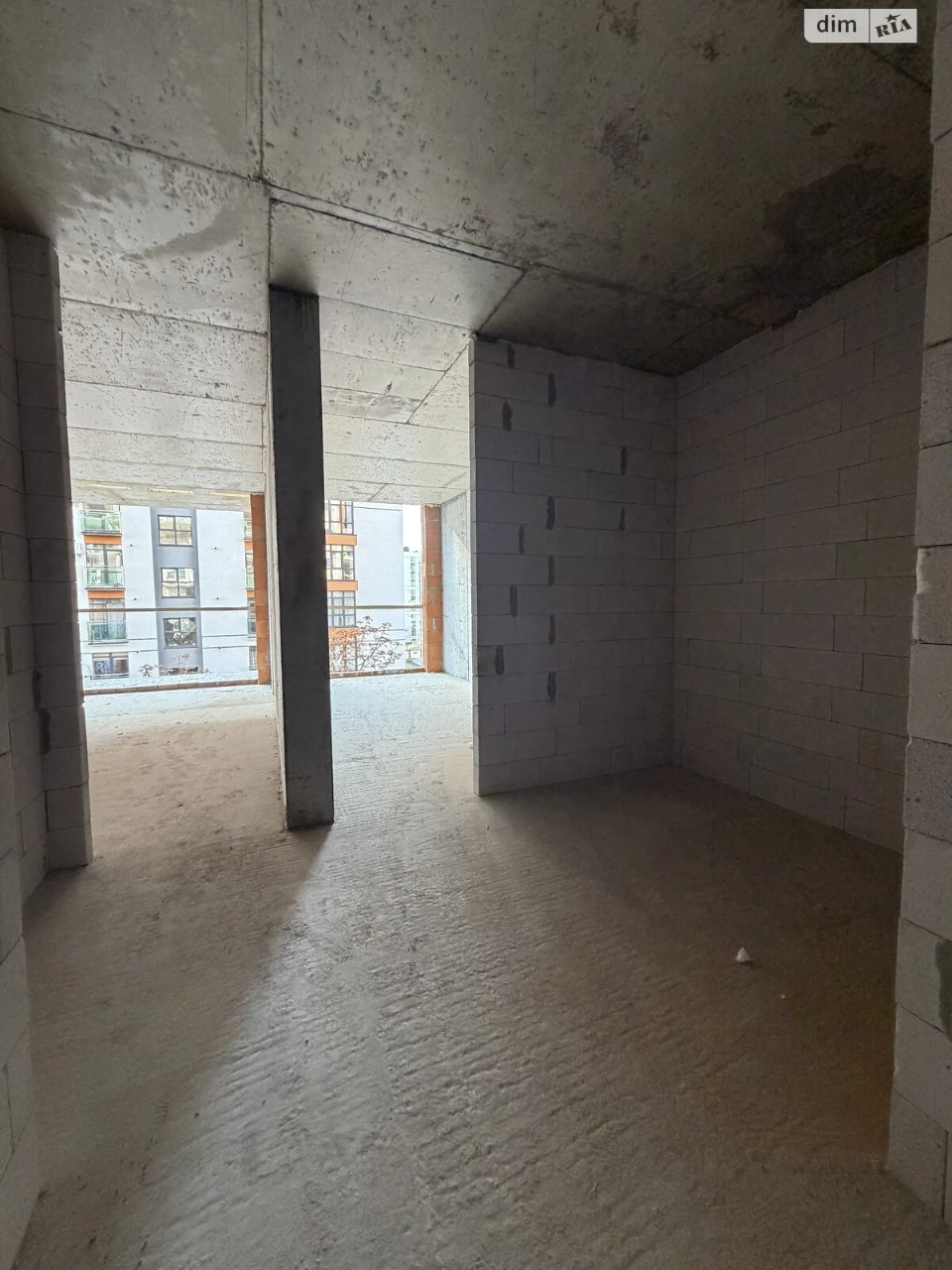 Apartment for Sale: Center