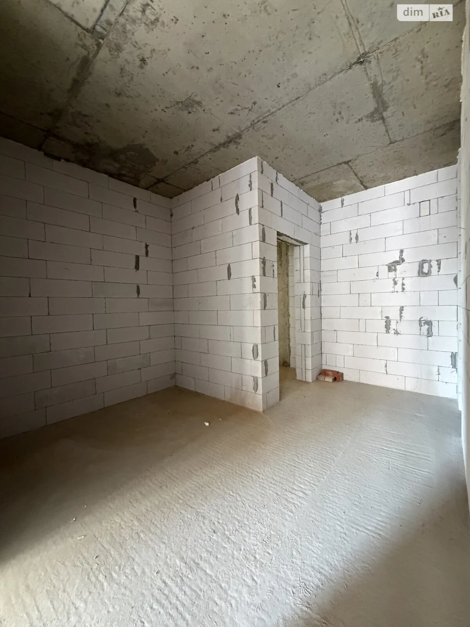 Apartment for Sale: Center