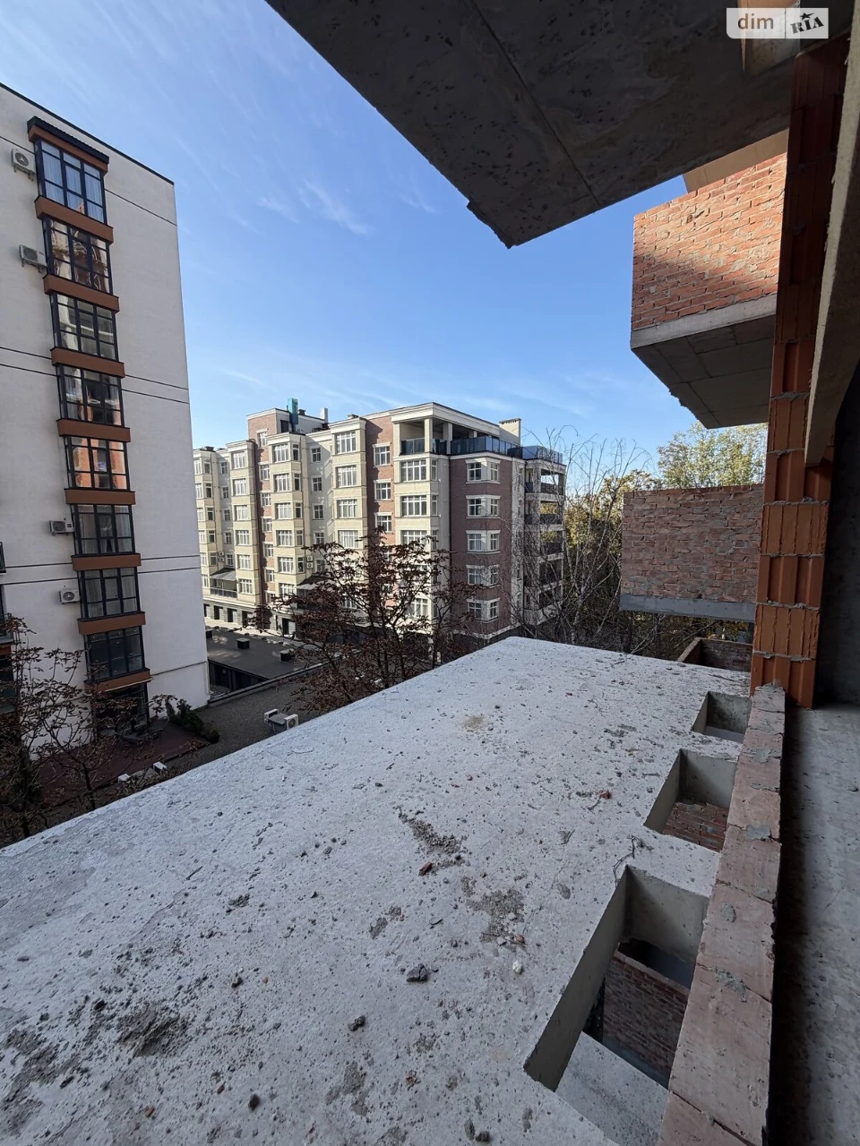 Apartment for Sale: Center