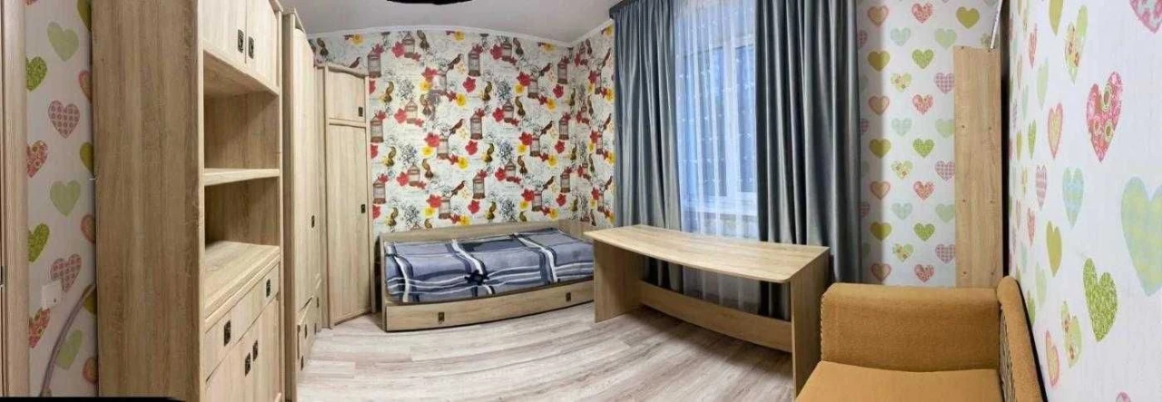 Продаж затишної 3-кімнатної квартири 72 м2 з автономним