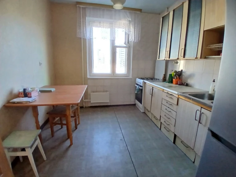 Rent apartment at Dr. Dragomannova 27 in Kyiv / W-7474947
