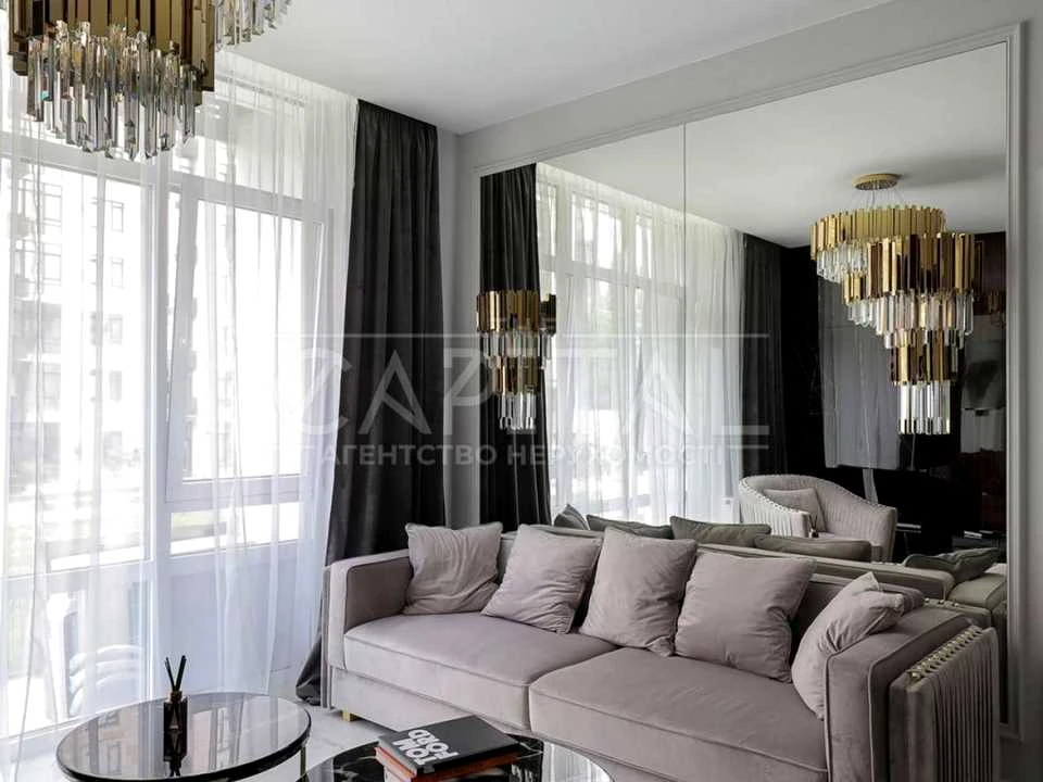 Apartment. Kyiv, Saperne Pole st.