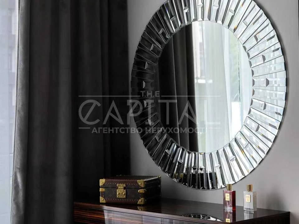 Apartment. Kyiv, Saperne Pole st.