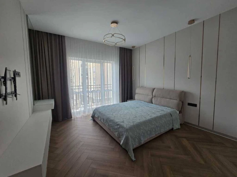 Продам 2-к квартиру Киев, Голосеевский, Метрологическая ул,