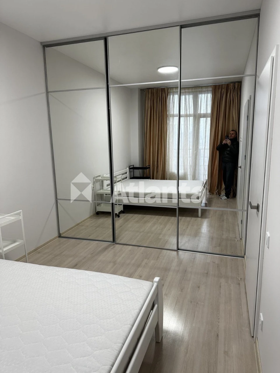 One-bedroom apartment in the "Prostranstvo na Geranovej" residential complex