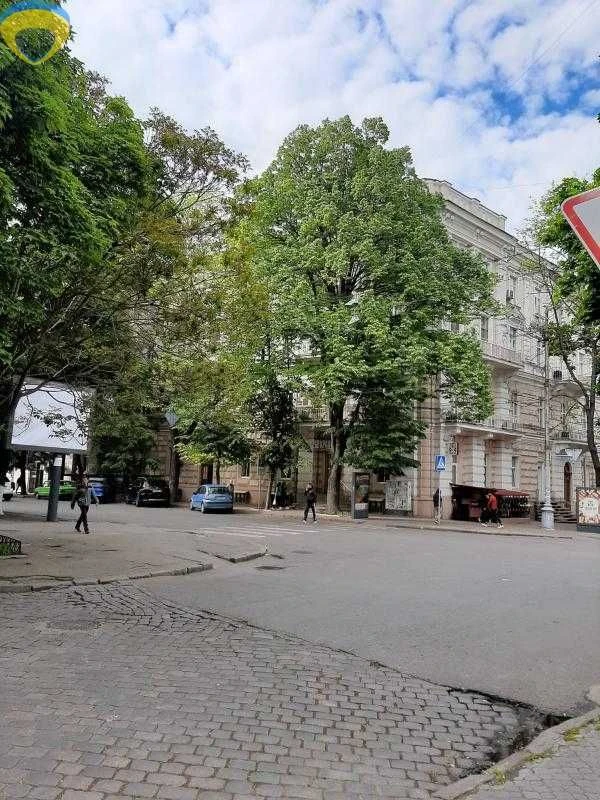 Двухкомнатная квартира в центре Одессы
