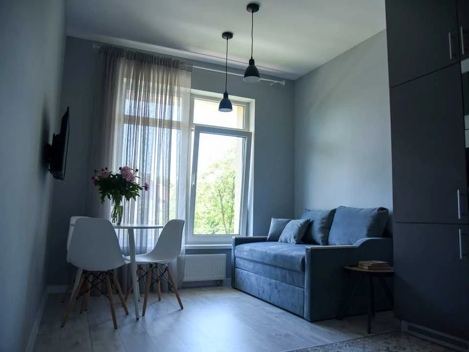 Apartment. Odessa, Literaturnaya Street