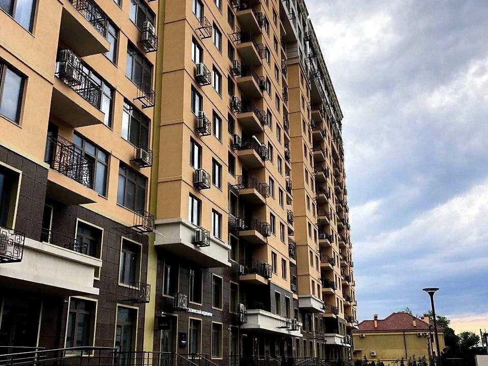Apartment. Odessa, Literaturnaya Street
