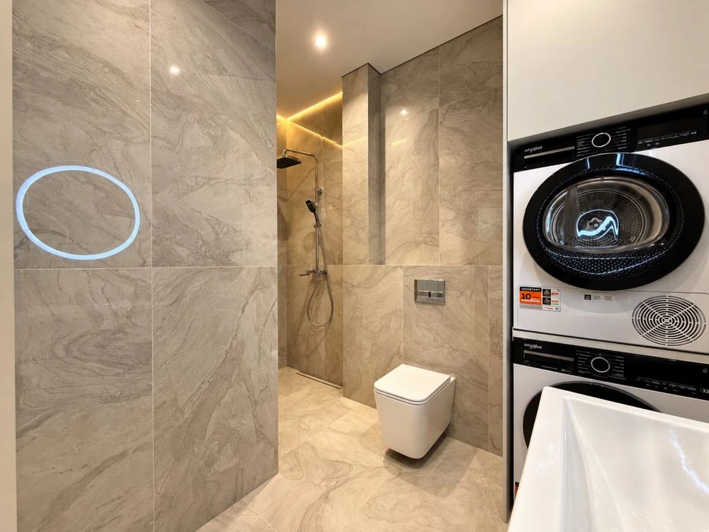 Продаж 1к квартири ЖК Уж Таверс/UZH Towers/41 м2/Набережна/Н