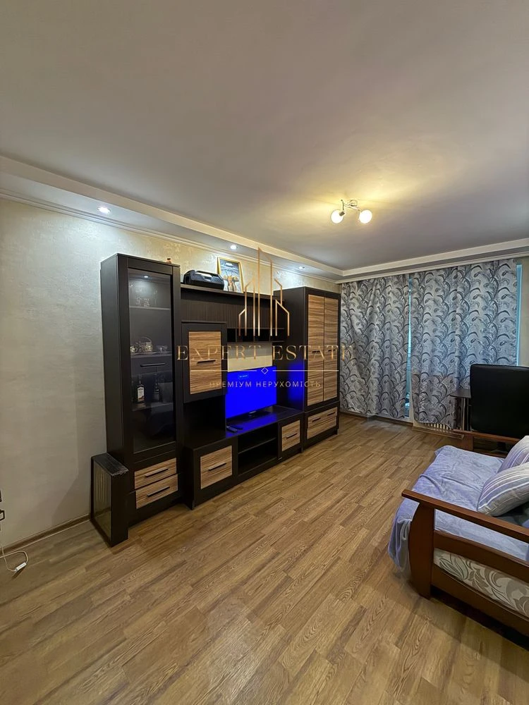For Sale 1-bedroom apartment. Odessa.  Gagarin Avenue!