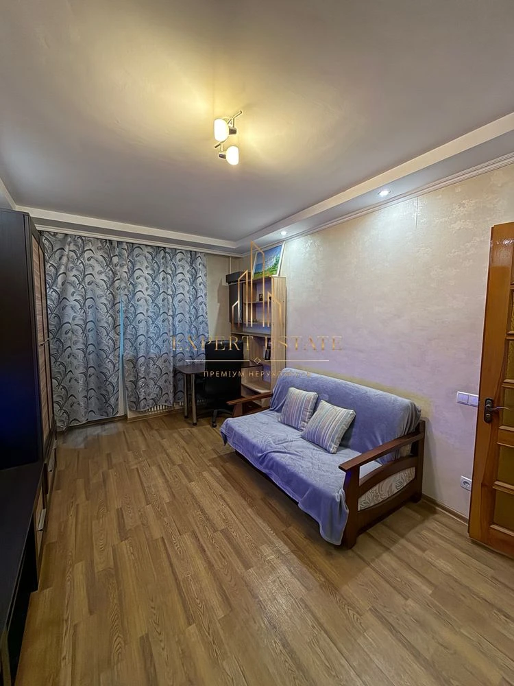 For Sale 1-bedroom apartment. Odessa.  Gagarin Avenue!