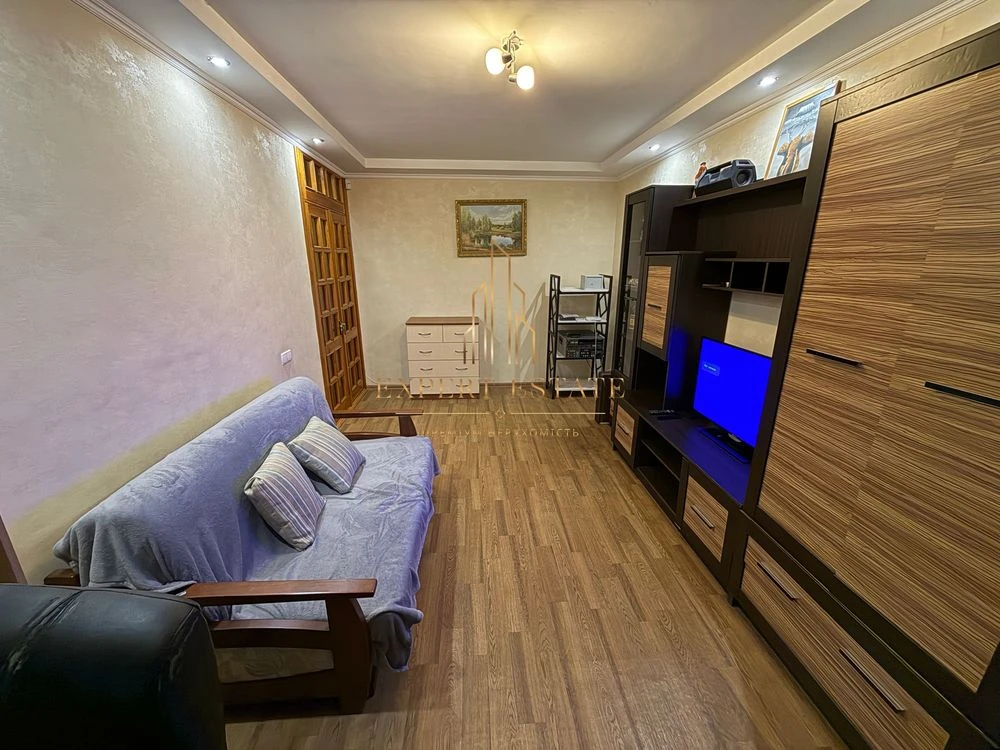 For Sale 1-bedroom apartment. Odessa.  Gagarin Avenue!