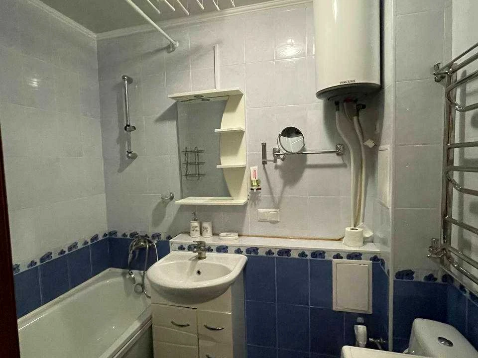 Apartment. Zagoryvska St, Kyiv