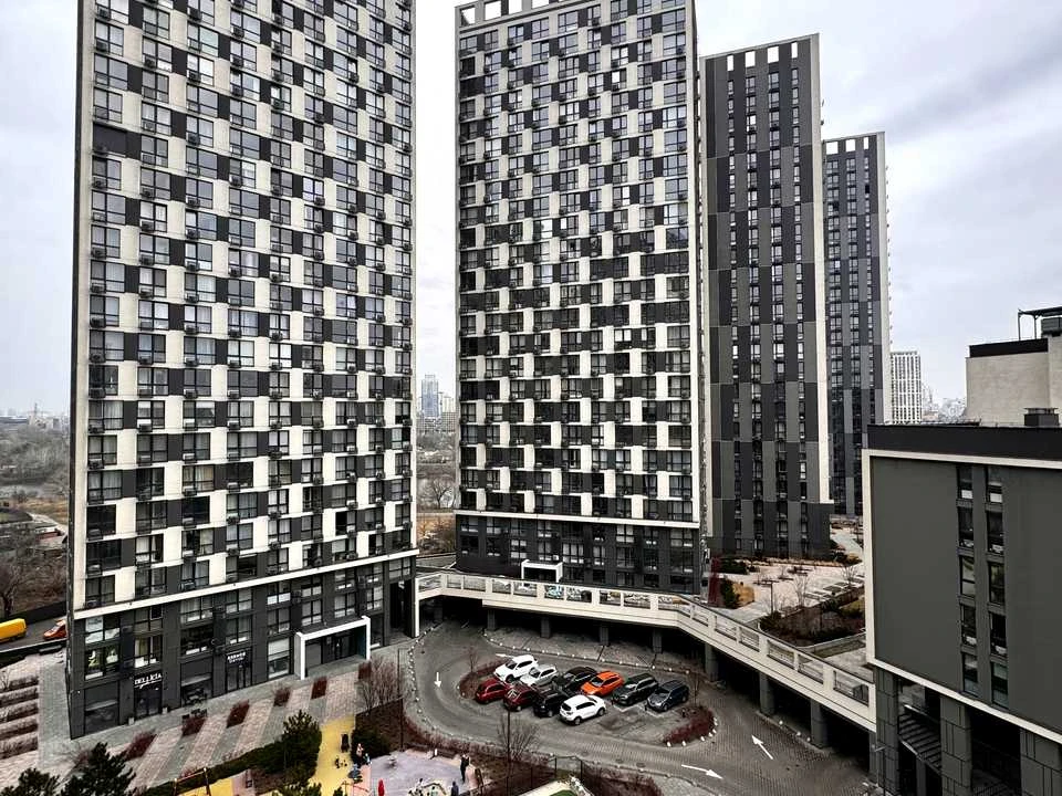 Apartment. Zarychna st. Kyiv