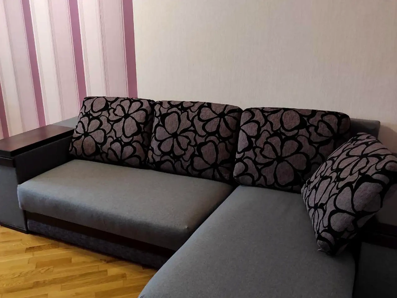 Rent 1-bedroom apartment 47 sq m, 9th floor
