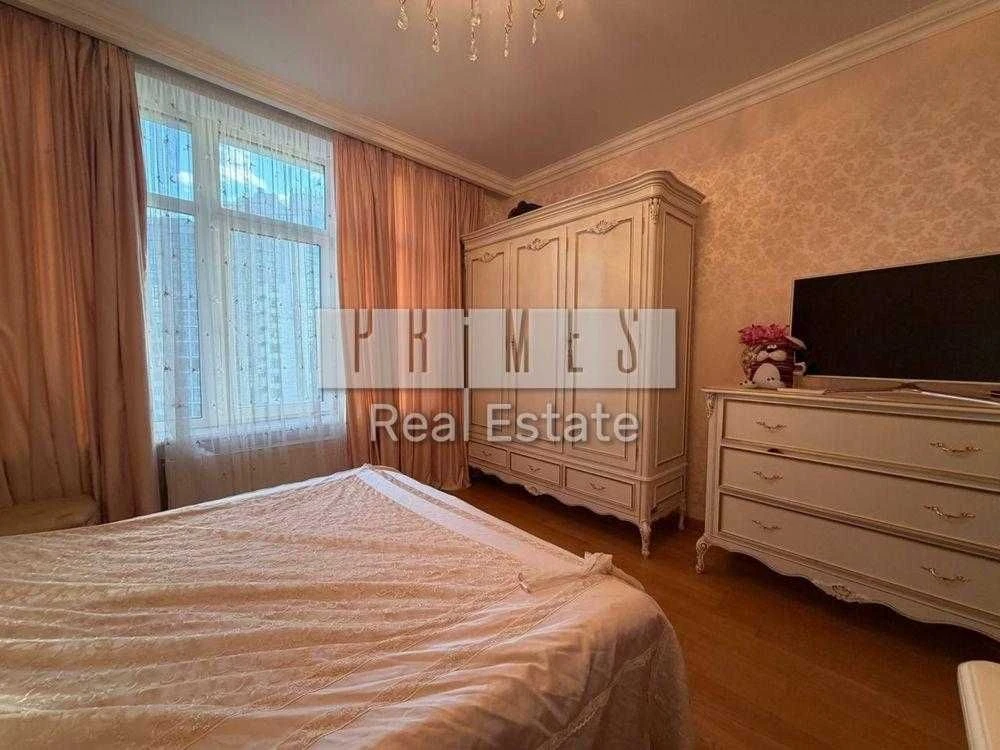 Sale of a 3-room apartment, New Poperzky Lipki residential complex, Andriy Verkh Street