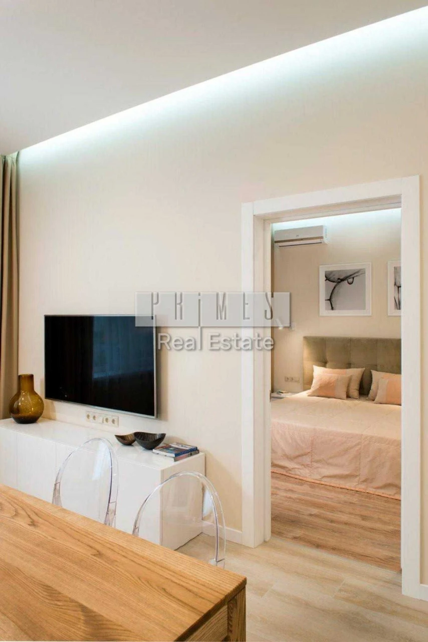 Sale of a 2-room apartment in the Novopecherski Lipy residential complex, Andriy Verkh Street