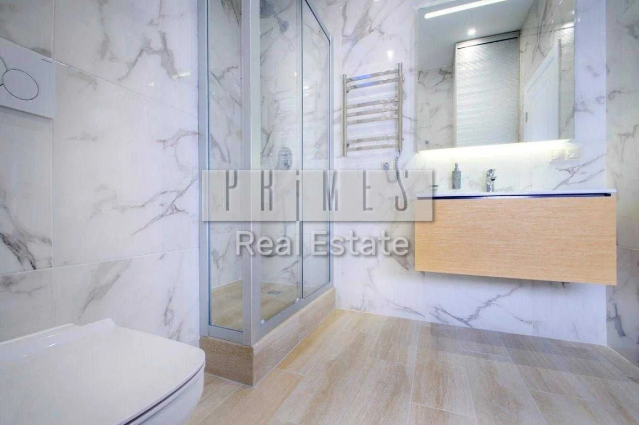 Sale of a 2-room apartment in the Novopecherski Lipy residential complex, Andriy Verkh Street