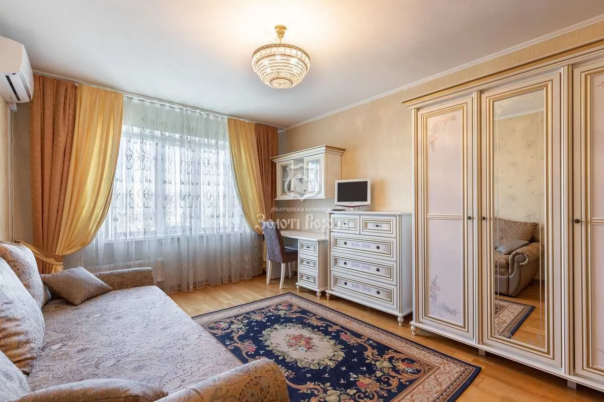 Apartment, 2 rooms. Good condition. Mykola Bazhan Avenue, 9, Kharkiv