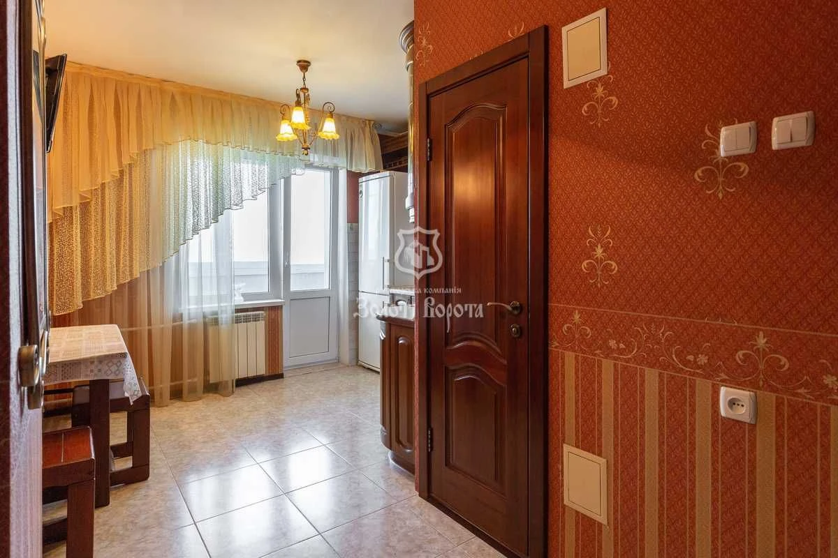 Apartment, 2 rooms. Good condition. Mykola Bazhan Avenue, 9, Kharkiv