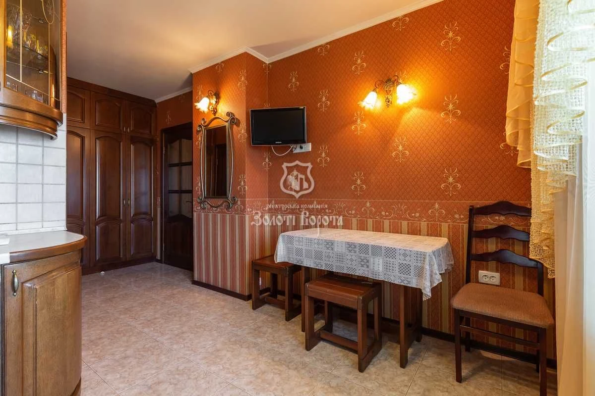 Apartment, 2 rooms. Good condition. Mykola Bazhan Avenue, 9, Kharkiv