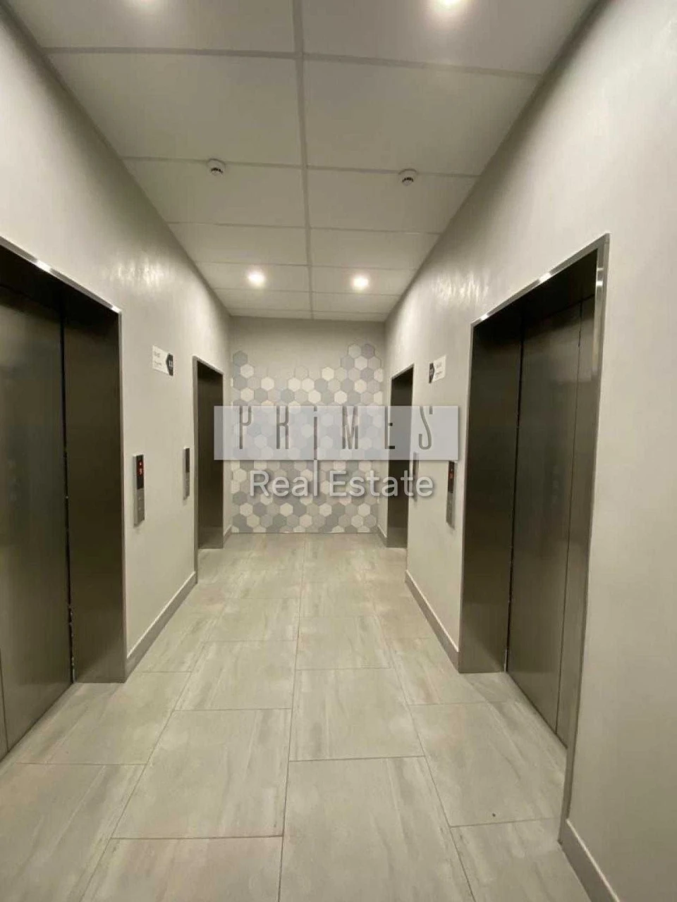 Sale of a 4-room apartment with renovation, Klovsky Uzviz 7, "Carnegie" Residence